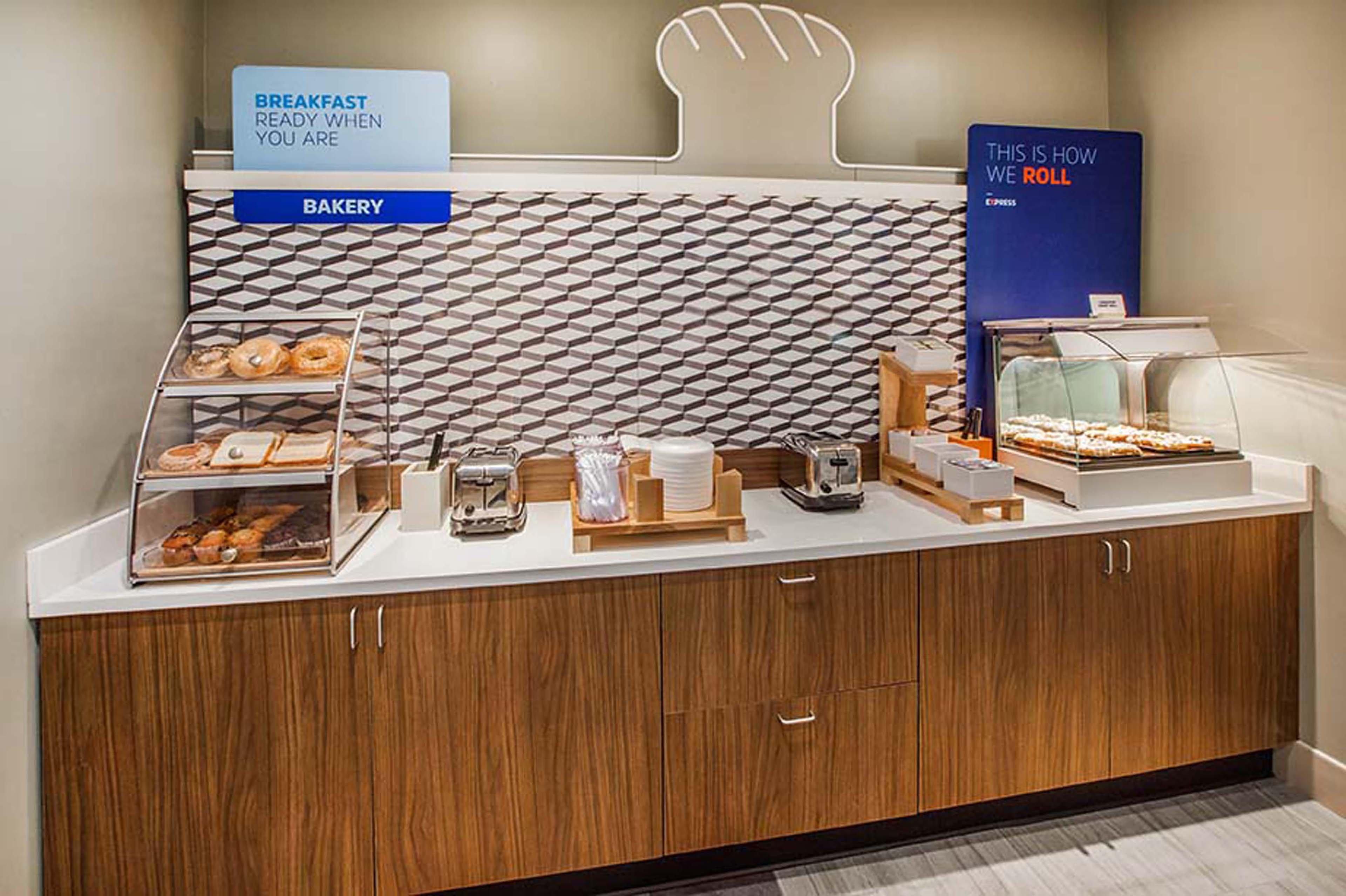 Holiday Inn Express & Suites Covington By Ihg Kültér fotó