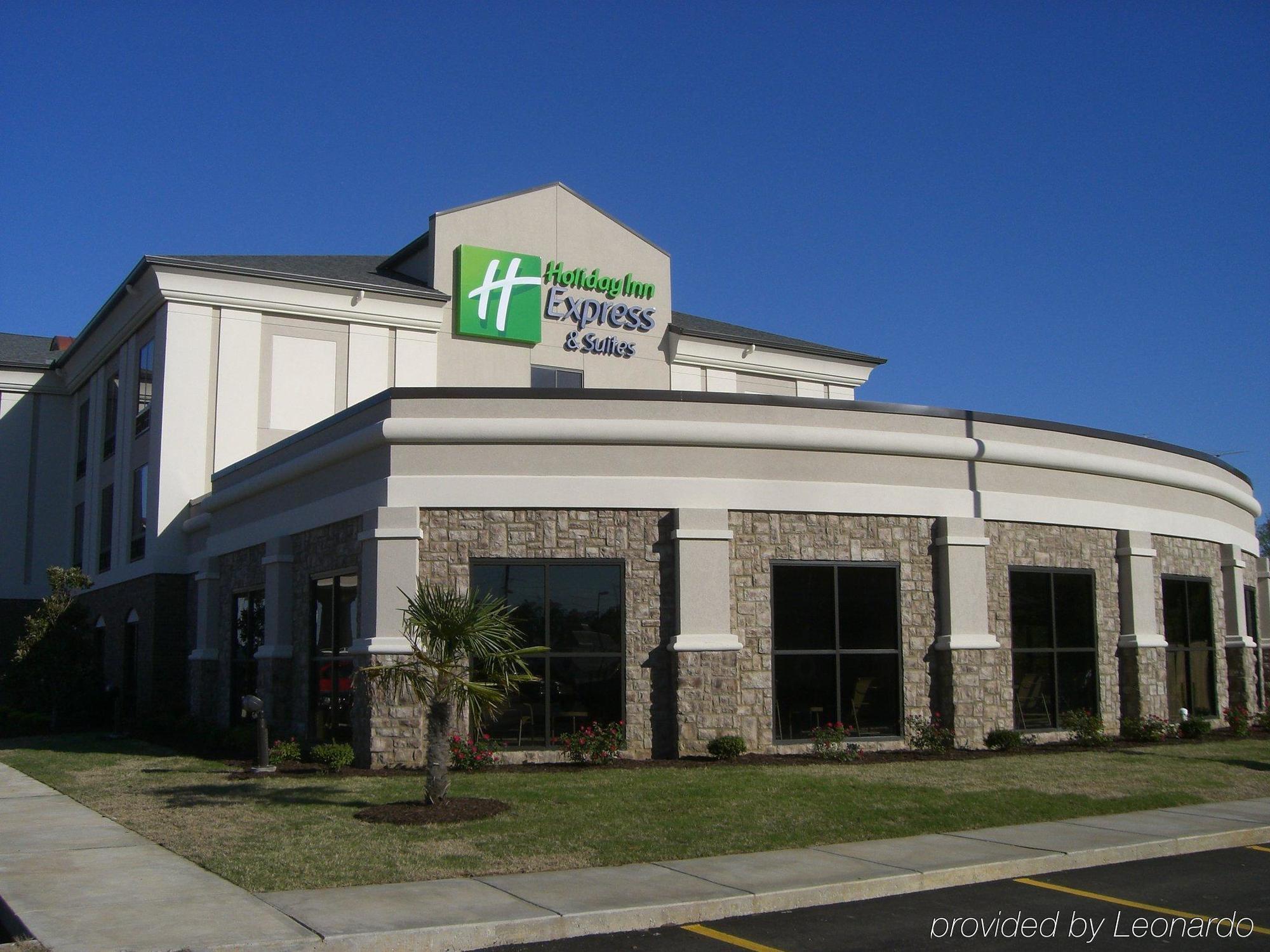 Holiday Inn Express & Suites Covington, An Ihg Hotel Kültér fotó