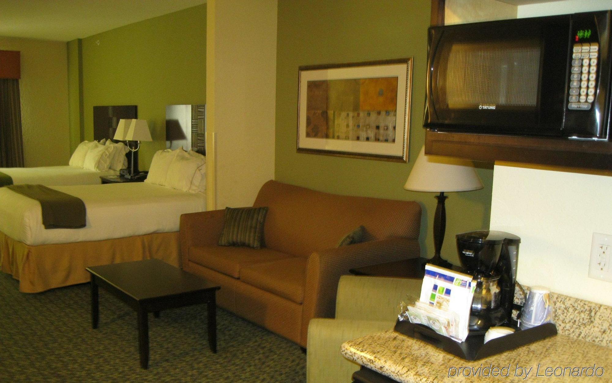 Holiday Inn Express & Suites Covington, An Ihg Hotel Kültér fotó