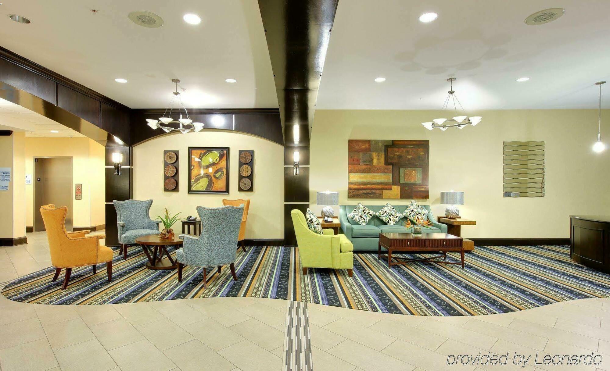 Holiday Inn Express & Suites Covington By Ihg Beltér fotó